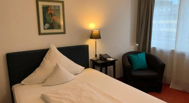 Одноместный номер Standard с балконом Hotel Nymphenburg City - München