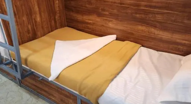 SAHIL AC DORMITORY, Забронировать Отель Недорогие отели штата Махараштры, недорого