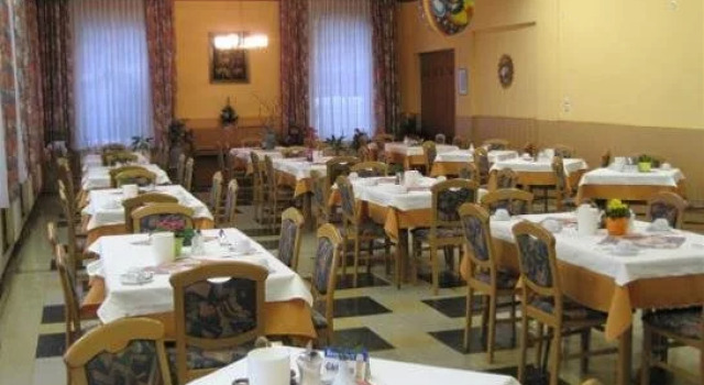 Hotel Friedl, Book Hotel  