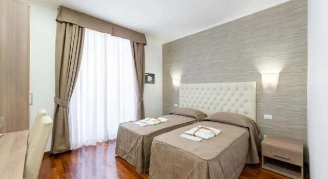 chèri luxury suite, Забронировать Отель Вокзал Термини , рядом с Вокзал Термини