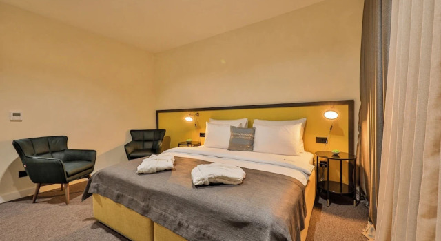 Четырёхместный номер Deluxe Hotel Botanica