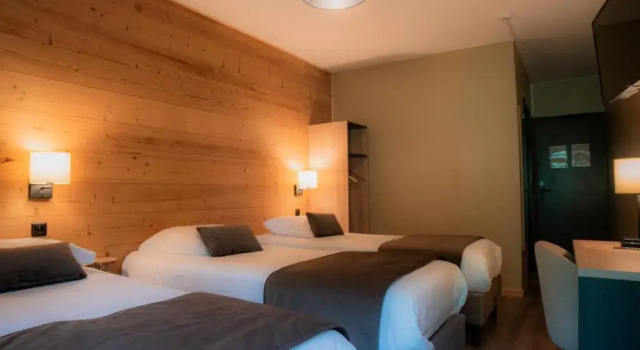 Трёхместный номер Standard Hôtel Le Picors
