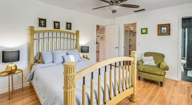 Near 5th Ave & Beach! Family-friendly Naples Home, Buchen Sie Ferienhaus Naples 