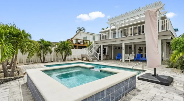 Коттедж 5550 Palmetto Paradise: 3br W/ Gulf Views, Heated Pool 3 Bedroom Home