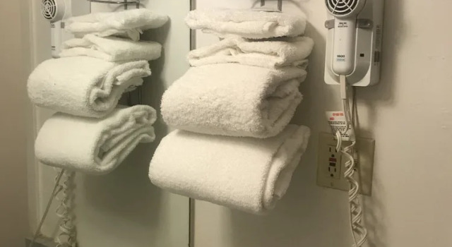 Двухместный номер Standard Travelers Inn & Suites