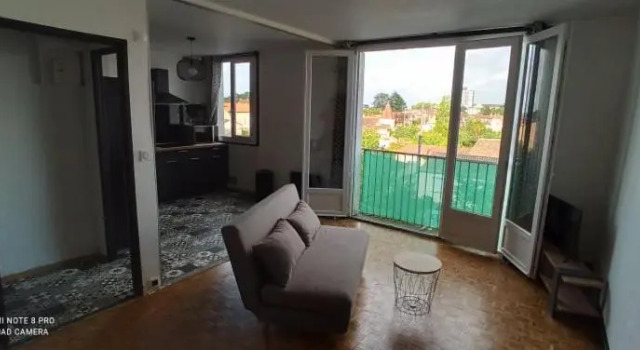 Superbe appartement tout équipé proche Hypercentre, Rezerwuj Apartament Bergerac Red Perigord