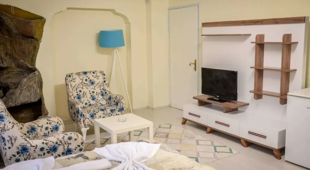 Carsi Apart Otel, Rezerwuj Hotel Karsiyaka Izmir