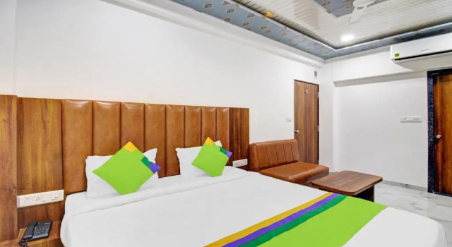 Двухместный номер Deluxe Treebo Hotel Rk Inn, Railway Station