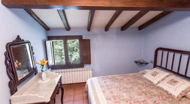 Mas Masnou, Buchen Sie Hotel Hotels in Olot mit Pool, Schwimmbad