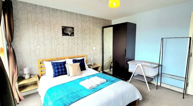 Retreat Private Rooftop 3 Bedroom Apartment, Varaa Huoneisto Asunnot kohteessa Merseyside, Huoneisto