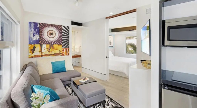 Люкс Ocean Treasure Beachside Suites