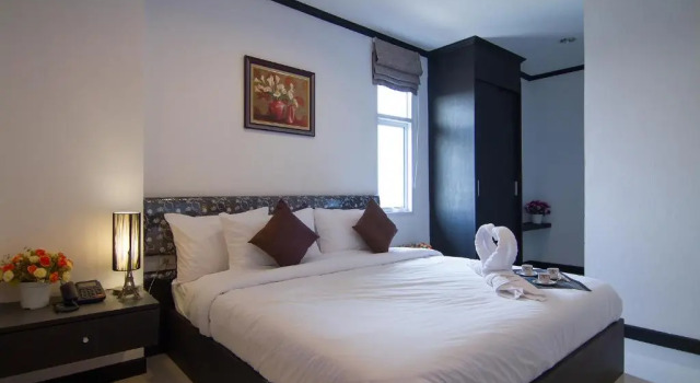 Люкс с 2 комнатами Leelawadee Grand Hotel