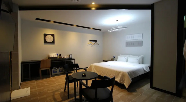 Номер Standard The Zenith Hotel