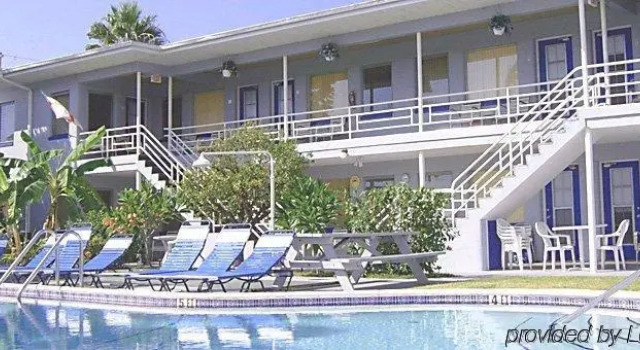 Traveler Motel, Забронировать Мотель Мотели Клируотер-Бич, Мотель