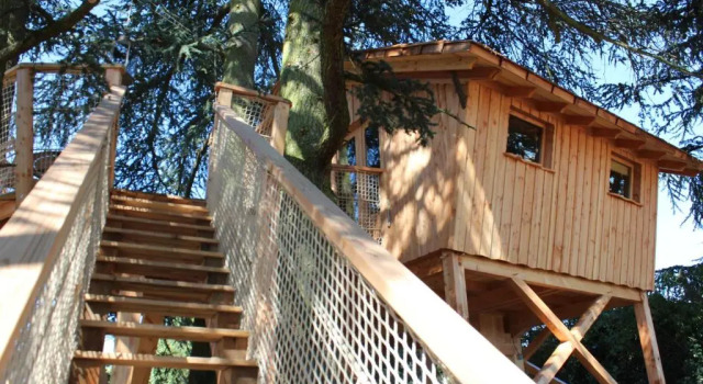 Коттедж с красивым видом из окна Domaine des Grands Cèdres