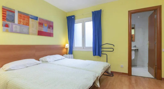Апартаменты Rambla Suites