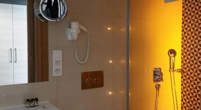 Апартаменты Deluxe Bristol Aparthotel