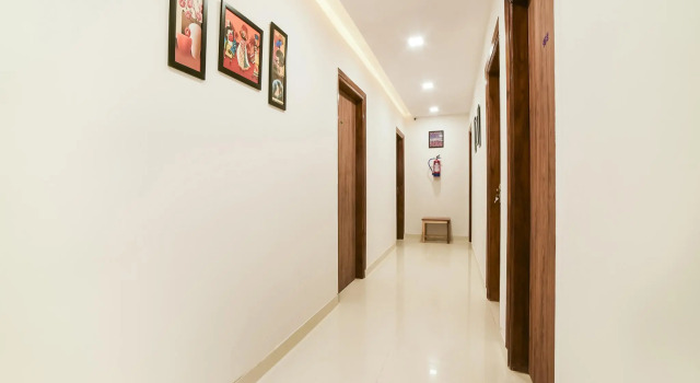 OYO Flagship 49858 Comfort Inn