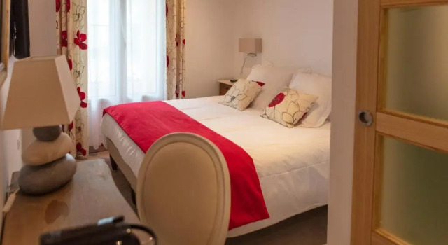 Relais Des Alpes, Rezervovat Hotel Guillaumes 
