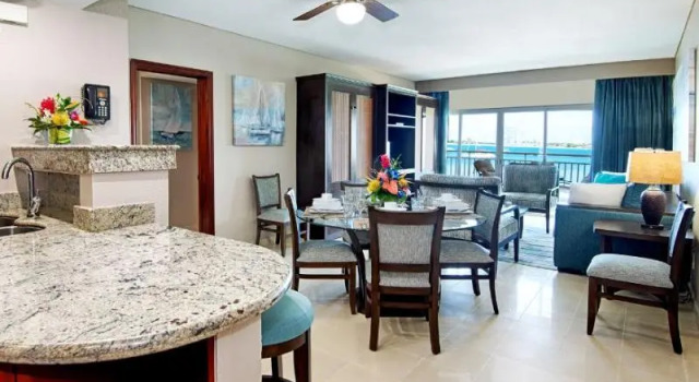 Номер Standard с балконом The Villas at Simpson Bay Resort