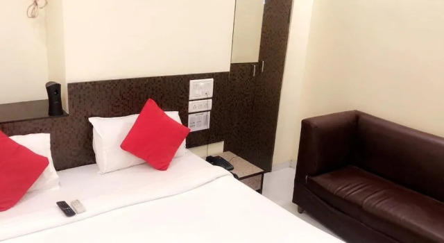 Rambharose Hotel, Забронировать Отель Отели штата Махараштры 3 звезды, 3*