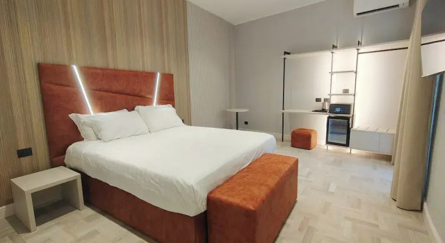 Четырёхместный номер Comfort с балконом Crystal Domus