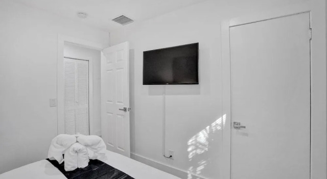 Waterfront Newly Renovated 4 BR Home