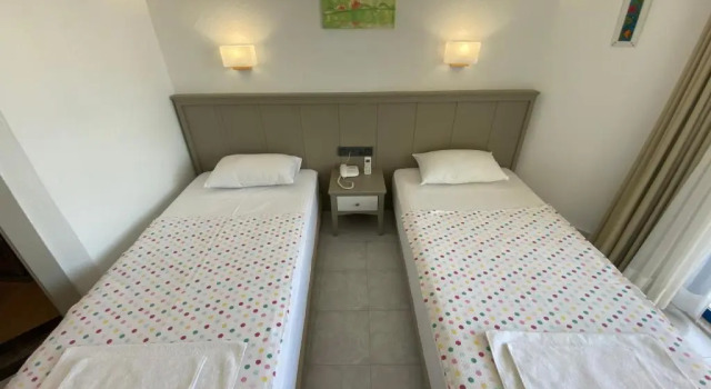 Двухместный номер Standard с балконом и с видом на море Hotel Turunç-Malmen