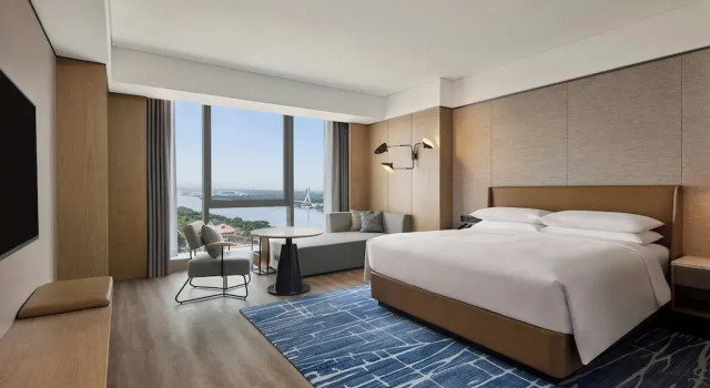 Двухместный номер Deluxe с видом на залив Sheraton Grand Xiamen Jimei