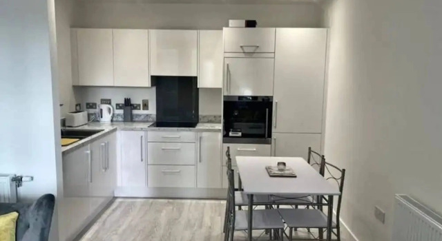 2 Bedroom Flat in Central Bexleyheath With Elevator and Gym Access