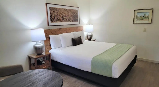 Номер Standard El Pueblo Inn
