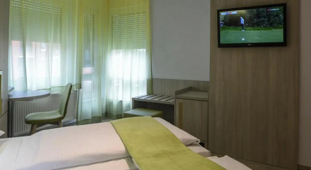 Трёхместный номер Standard HOTEL Am Spichernplatz