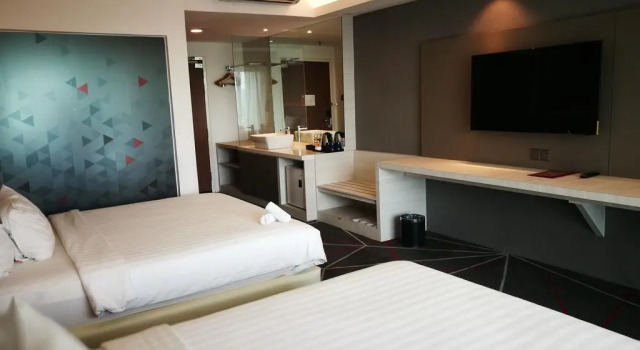 Семейный люкс Amerin Hotel Johor Bahru