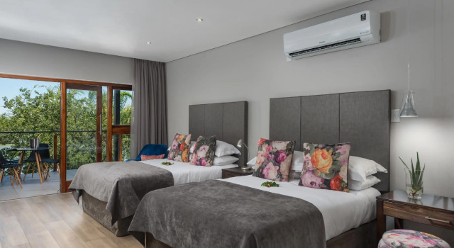Семейный номер Superior River Place Manor