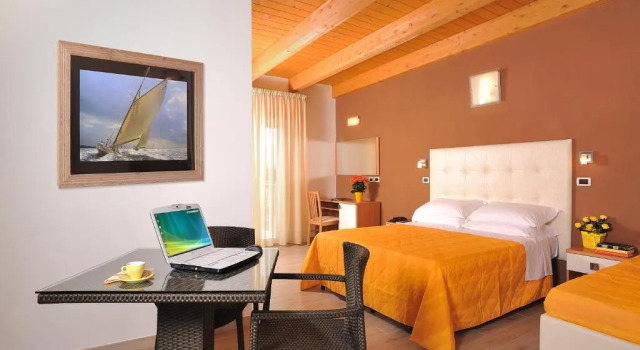 Номер Deluxe Hotel Favorita Easy Stay B&B