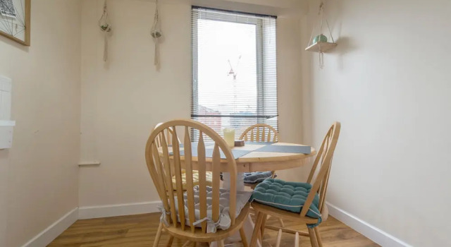Comfortable 1 Bedroom Apartment in Central Manchester, Varaa Huoneisto Asunnot kohteessa Merseyside, Huoneisto