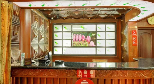 The Greenery - Holiday Inn by OYO Rooms, Varaa Hotelli Udagamandalam Tamil Nadu