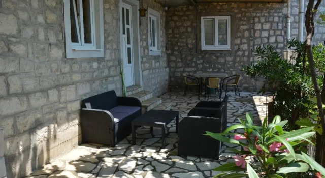 Апартаменты Цокольный этаж с 2 комнатами Apartments Djedovic 2
