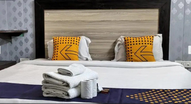 Номер Deluxe Jasmin A Luxury Stay-900m Walk To The Taj Mahal,Free Parking