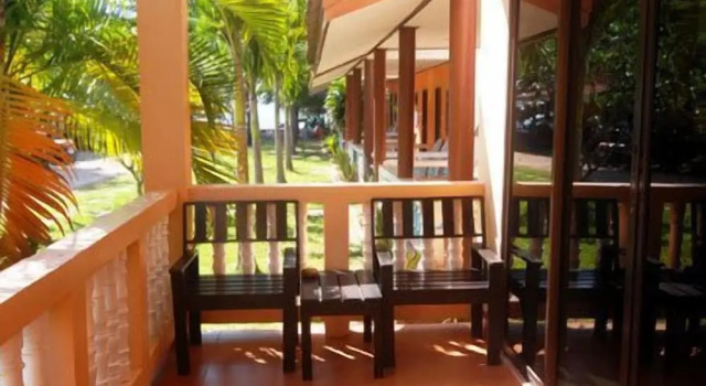 Номер Standard с балконом Lanta Bee Garden Bungalow SHA Extra Plus