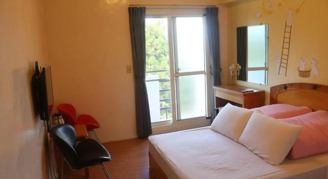 Двухместный номер Standard с балконом Wankou Hotel