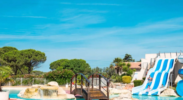 Domaine Les Mûriers, Book Hotel Vendres Hérault