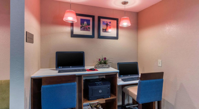 Comfort Inn & Suites Montgomery East Carmichael Rd, Prenota Hotel Hotel a Alabama con piscina, Piscina