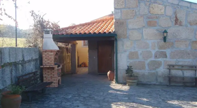 Quinta De Goliares, Забронировать Отель Сея 