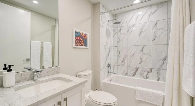 Апартаменты с 3 комнатами Ten35 Seaside Rentals