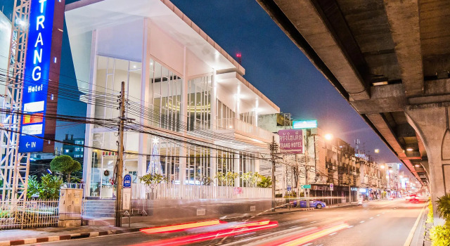 Двухместный полулюкс City Wing Trang Hotel Bangkok