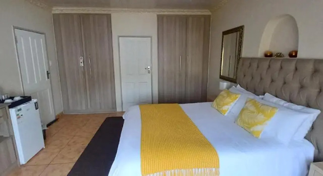 Butrin Guest House, Book Pension Billige hoteller i Free State
