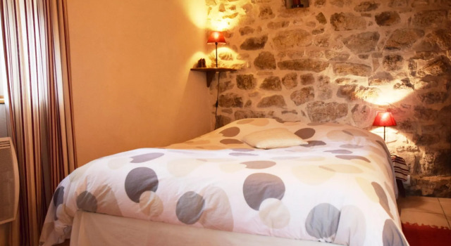 House in Ardèche near Ray-Pic Falls, Забронировать Дом для отпуска Виллы Овернь-Рона-Альпы, Вилла