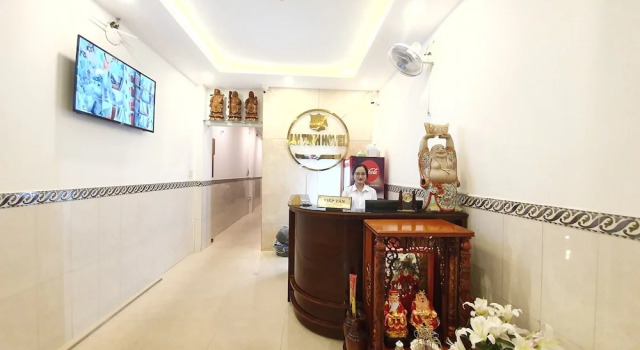 RedDoorz Near Xo Viet Nghe Tinh Street, Забронировать Отель Куан-Бинь-Тхань 