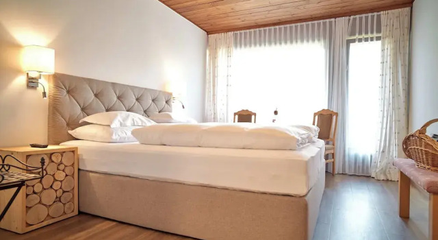 Двухместный номер Economy с балконом Aktiv & Spa Hotel Alpenrose
